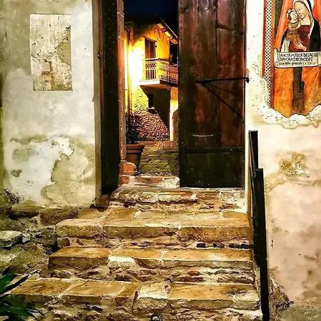 ベッド・アンド・ブレックファスト Casa Argenti Arrone